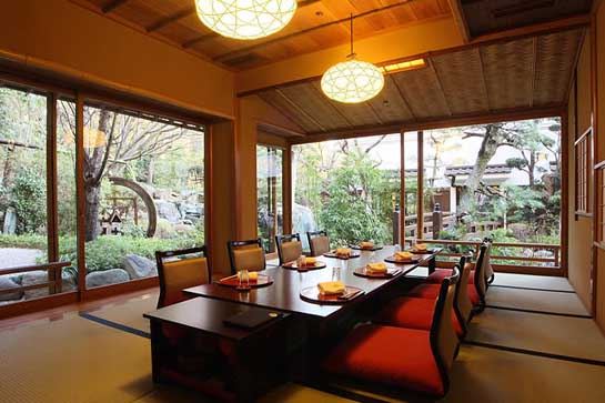 東京.芝豆腐料理