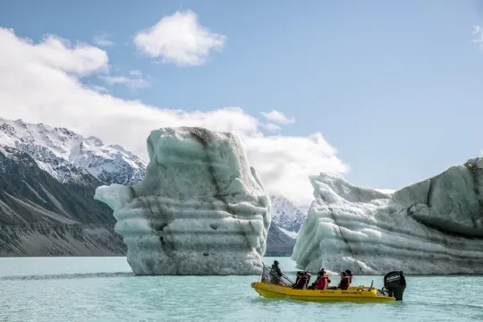 塔斯曼冰河船之旅
