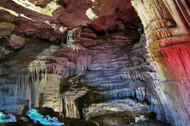 聖米高鐘乳石洞