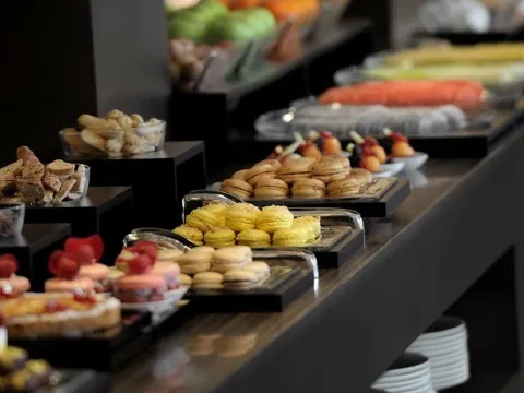 Armani酒店【Mediterraneo】 國際自助餐