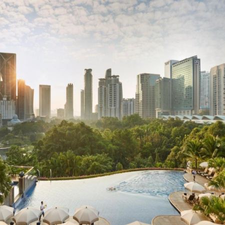 【4鑽】吉隆坡+雪蘭莪+雙威悠閒5天團《提升連續入住2晚》吉隆坡國際五星級酒店Mandarin Oriental Kuala Lumpur 文華東方《新春限定: 2月16日(年廿九)出發》