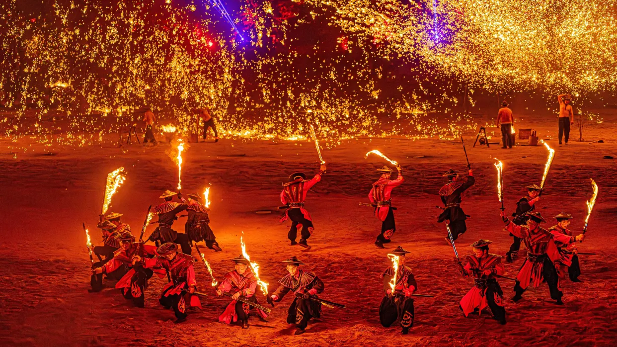 萬歲山武俠城（打鐵花）