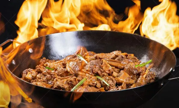 堂做特色火焰大鵝宴