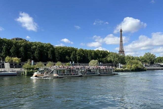 塞納河船河遊+午宴