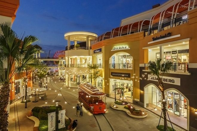 SKM Park Outlets 高雄草衙