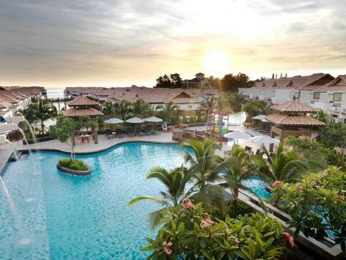 新加坡+馬來西亞5天團   【保證入住狄臣港 Grand Lexis Port Dickson (Executive Pool Villa) + 濱海灣花園 + 欣賞餵飼老鷹體驗及觀賞螢火蟲】