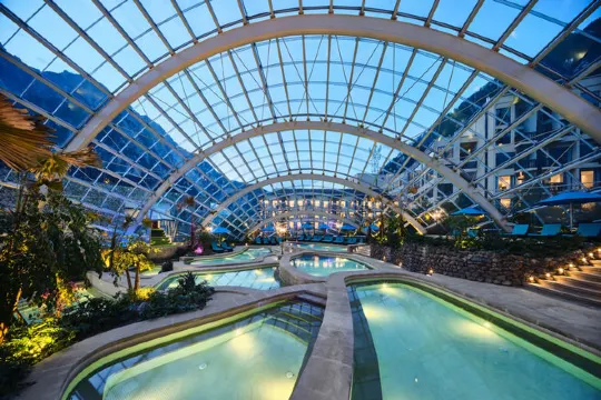 九寨天堂洲際大酒店-天浴湯池