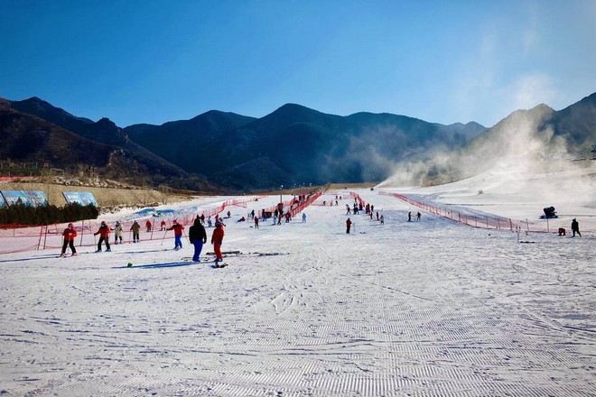 八達嶺滑雪場自由滑雪