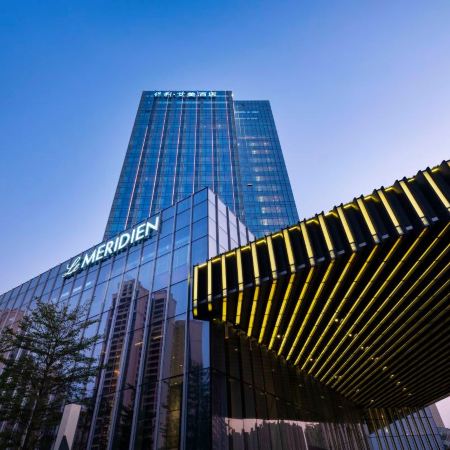 《保證出發+頭等艙直航船來回》保證入住國際品牌 LeMéridien酒店【酒店豐盛豪華主題海鮮自助晚餐】【清潤滋補石橄欖藥膳鴿(每人半隻)+秘製紅燒琉璃鴿(每人半隻)】中山美食純玩2天團