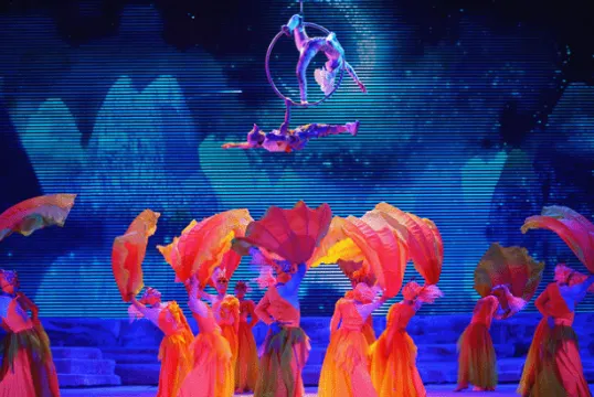 大型全景桂林風情歌舞秀《山水間》