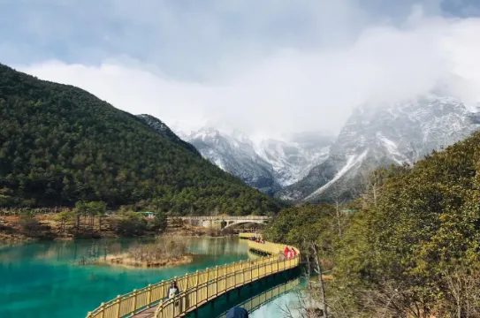 藍月谷木棧道步道