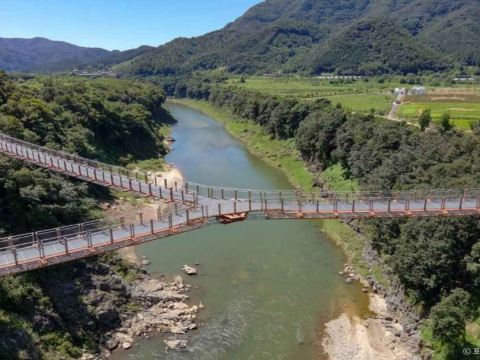 漢灘江Y型懸索吊橋
