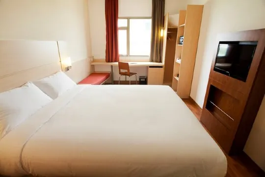 Ibis Saigon South Hotel客房