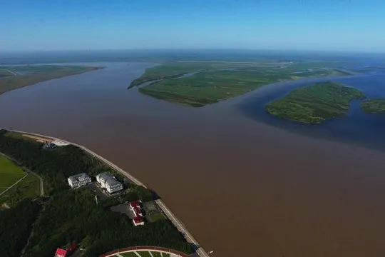 三江口一江兩色