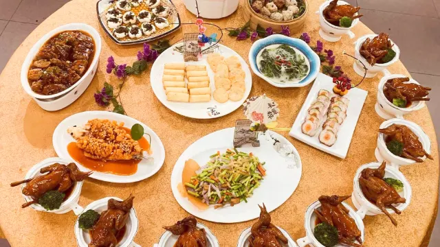 古法珍菌鴿中鮑魚(位上)