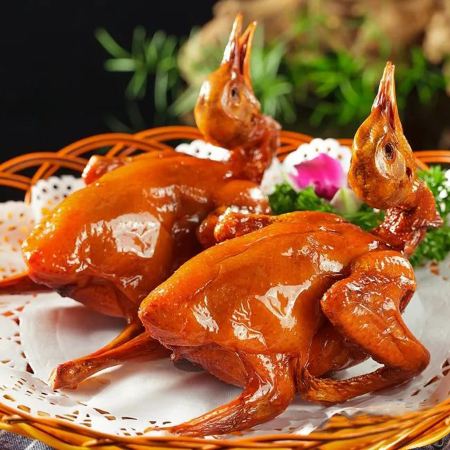 《中山快閃》「孫文西路步行街」中山“小天壇”品嚐【生炸爆汁妙齡乳鴿(每位半隻)+鮑魚七彩撈雞宴】【馳名金獎開心18秒脆肉鯇宴】中山美食純玩2天團