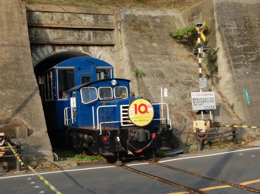 北九州復古線觀光列車「潮風號」