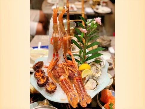 《豪嘆3大自助餐》【超豪華．銘門盛宴藝術海鮮自助餐】+ 2晚【酒店豐富自助晚餐】惠州盈富興酒店+《2025年全新開業》深圳美憬閣酒店 深圳惠州美食純玩3天團