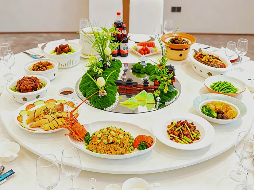 中秋節慶盛宴「大瀑布桂林各縣名菜匯」
