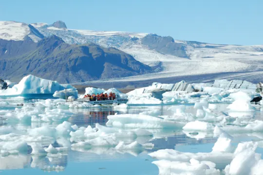 傑古沙龍冰河湖