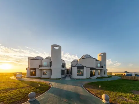 花築·未來草原宿集