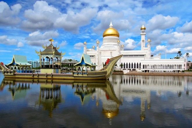 奧瑪阿里第28任國王清真寺