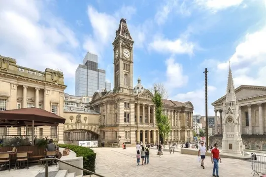 伯明翰博物館和美術館