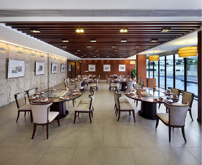 倚巒風呂別墅度假酒店