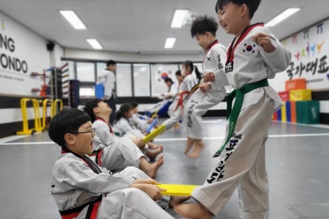 專業導師指導跆拳道體驗