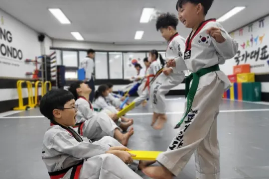 專業導師指導跆拳道體驗