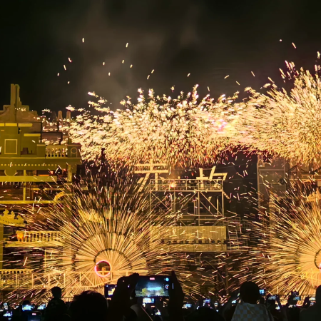 赤坎古鎮僑鄉風情旅遊度假區(重本包門票)+特別安排《復古鐺鐺車》中國十大最美海島“廣東夏威夷”之稱海陵島 永安貴賓專享包廂享用午餐【富貴逼人鮑魚龍躉宴】陽江開平純玩3天團