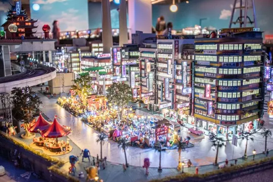 Small Worlds Tokyo