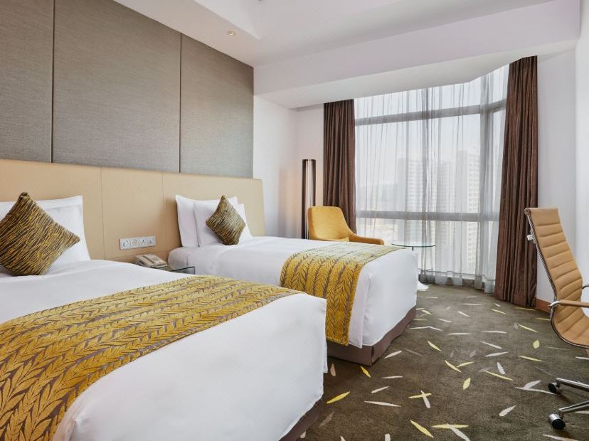 中山永安新城皇冠假日酒店