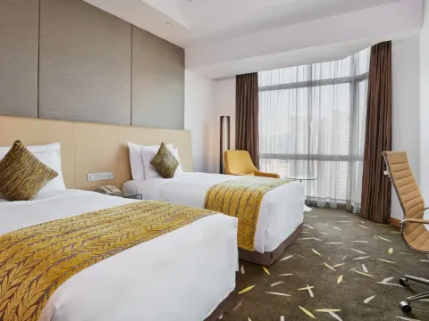 中山永安新城皇冠假日酒店