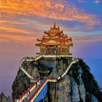 中原古都(鄭州、登封、洛陽、開封)6天純玩高鐵團 老君山(金頂航拍、許願祈福)、開封(清明上河園、城摞城遺址)、天下第一名剎~少林寺、《世界文化遺產》龍門石窟、隋唐洛陽城國家遺址公園‧明堂天堂