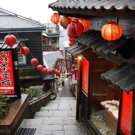 宜蘭 太平山森林+台北+淡水 蘊泉庄溫泉5天【全港獨家】蘊泉庄溫泉溫泉酒店+IG熱點-珊瑚貝殼廟+十分放天燈*再減$160 憑指定中銀咭推廣碼 《BOC160A2》