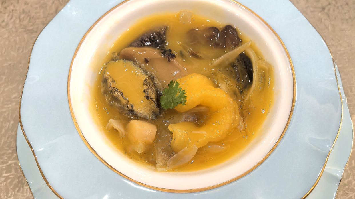 鮑魚海參花膠佛跳牆(位上)