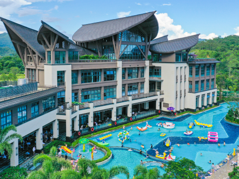 《度假酒店+廣東鳳凰古城》保證入住陽江D&S溫泉度假酒店(獨立泡池露台園景客房)+江門赤坎古鎮旅遊度假區金墟酒店【中山首創吹脹魚蝦蟹】【金獎金鐘罩玻璃燒鵝】陽江度假純玩3天團