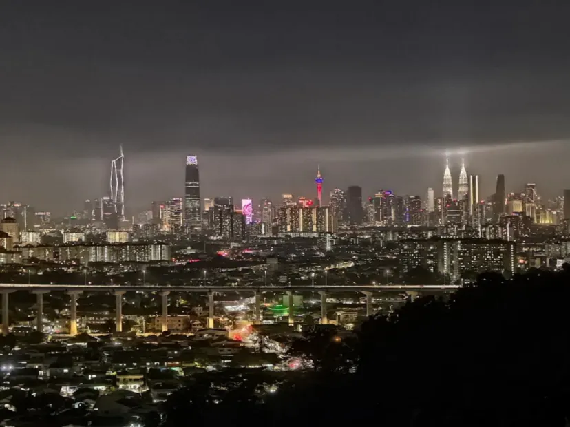 永安全新獨家夜景山頂餐廳Puncak ALOP~現代馬來風味料理