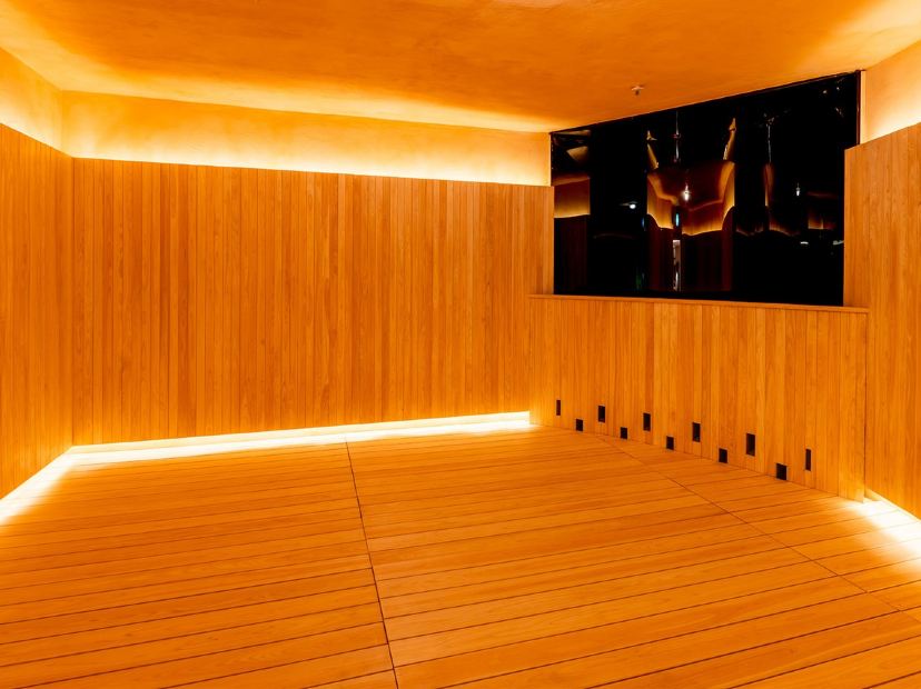 Club D Oasis主題汗蒸幕