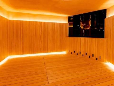 Club D Oasis主題汗蒸幕