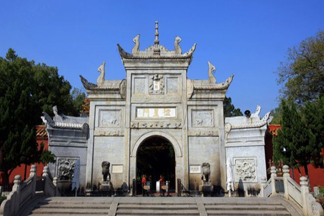南岳大廟正門