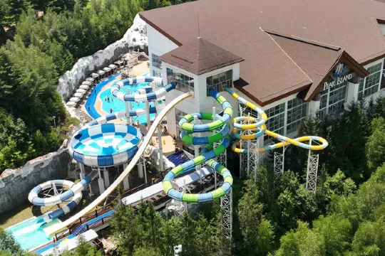 Peak Island Waterpark