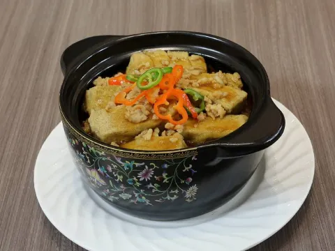 鮑汁海皇焗豆腐