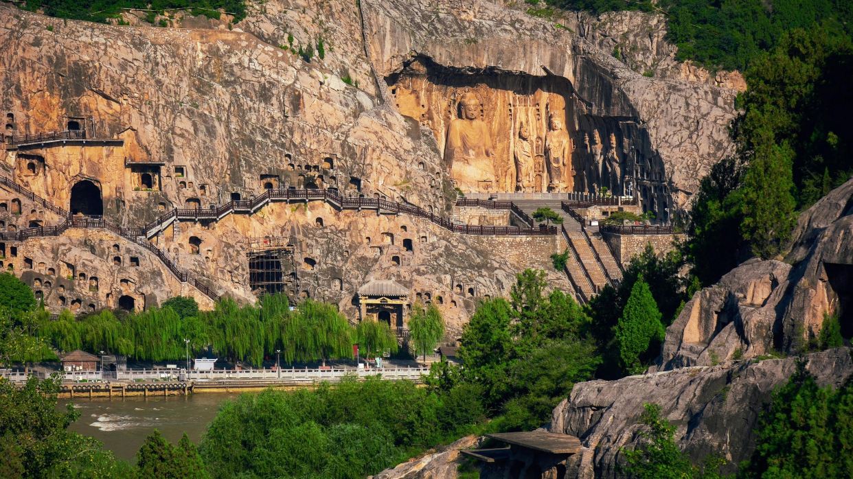 龍門石窟
