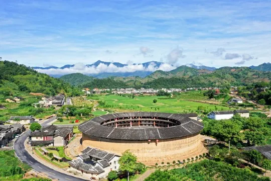 華安大地土樓群