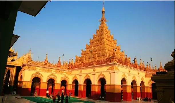 瑪哈牟尼大金佛寺