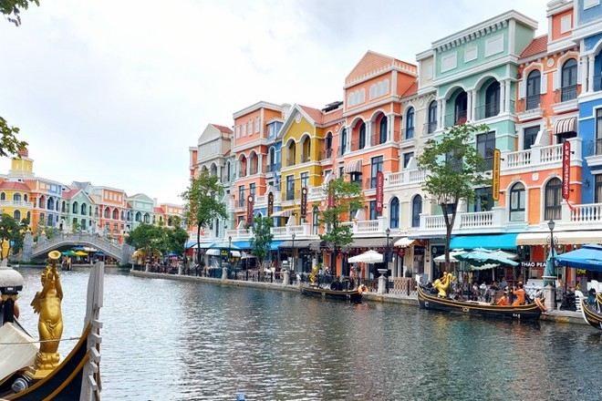 Grand World 色彩威尼斯