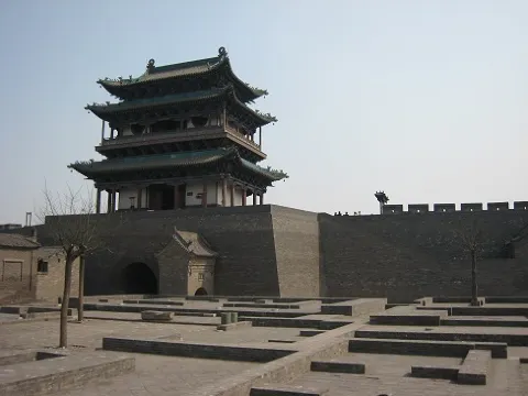 平遙古城城樓上