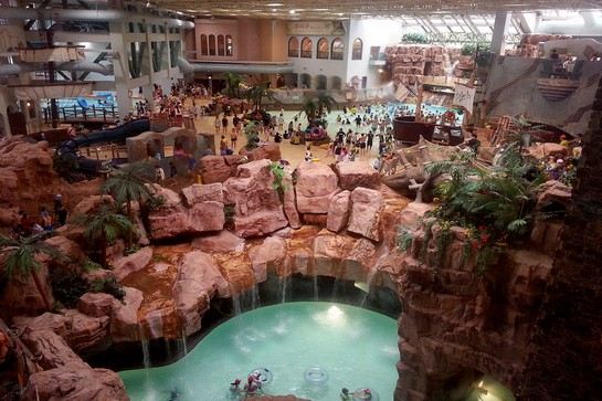 加勒比海水上世界